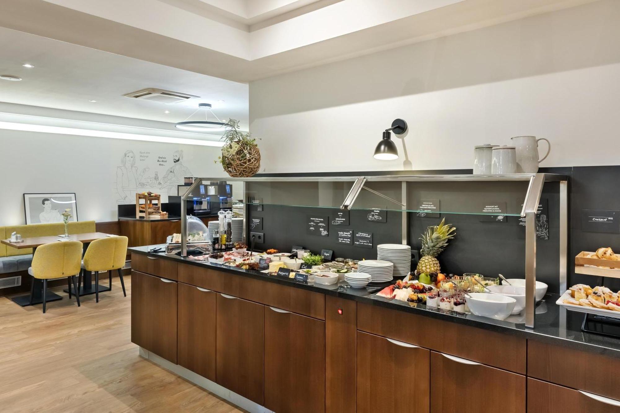 Hotel Rathauspark Wien, A Member Of Radisson Individuals Exterior photo