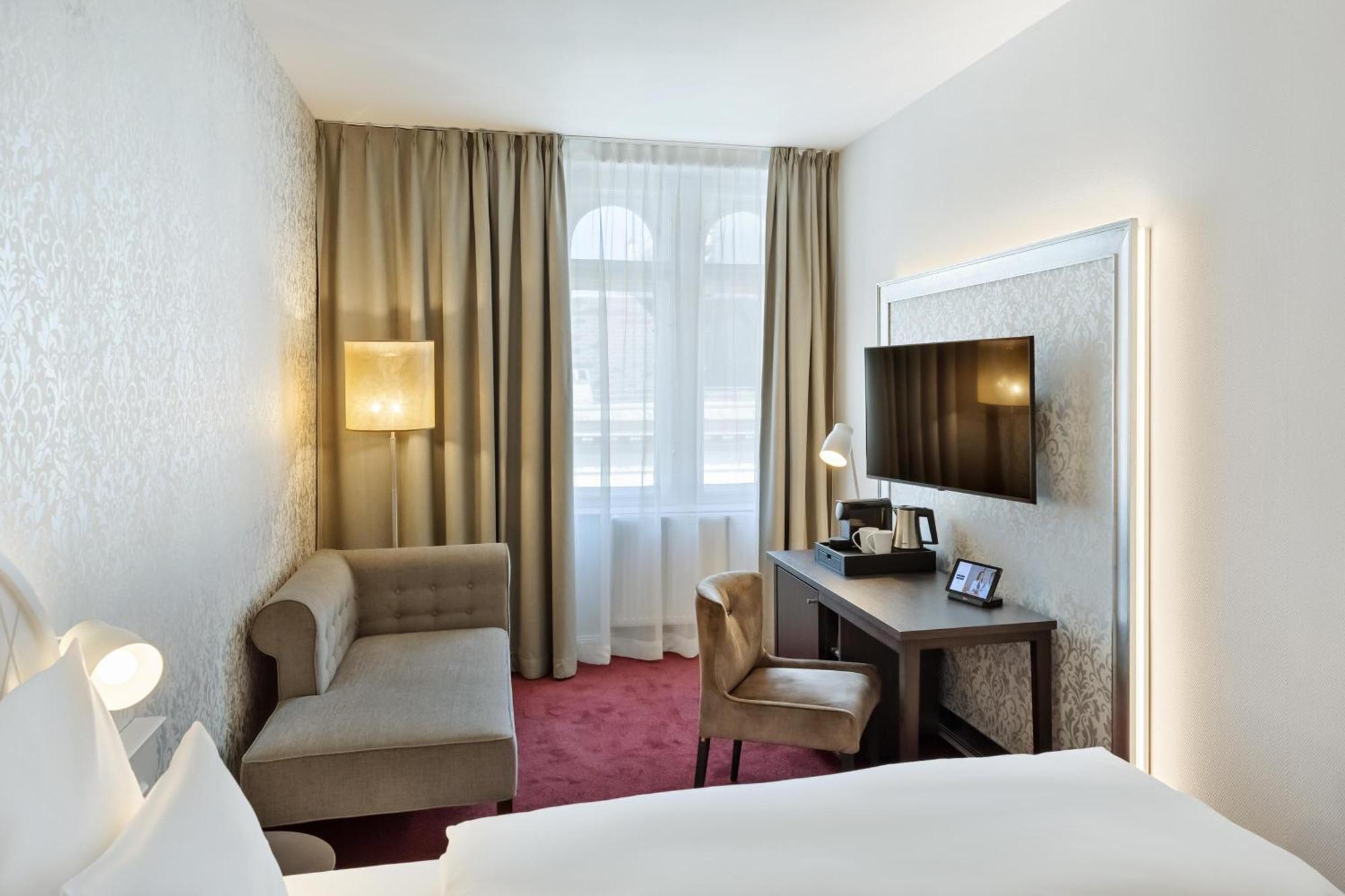 Hotel Rathauspark Wien, A Member Of Radisson Individuals Exterior photo