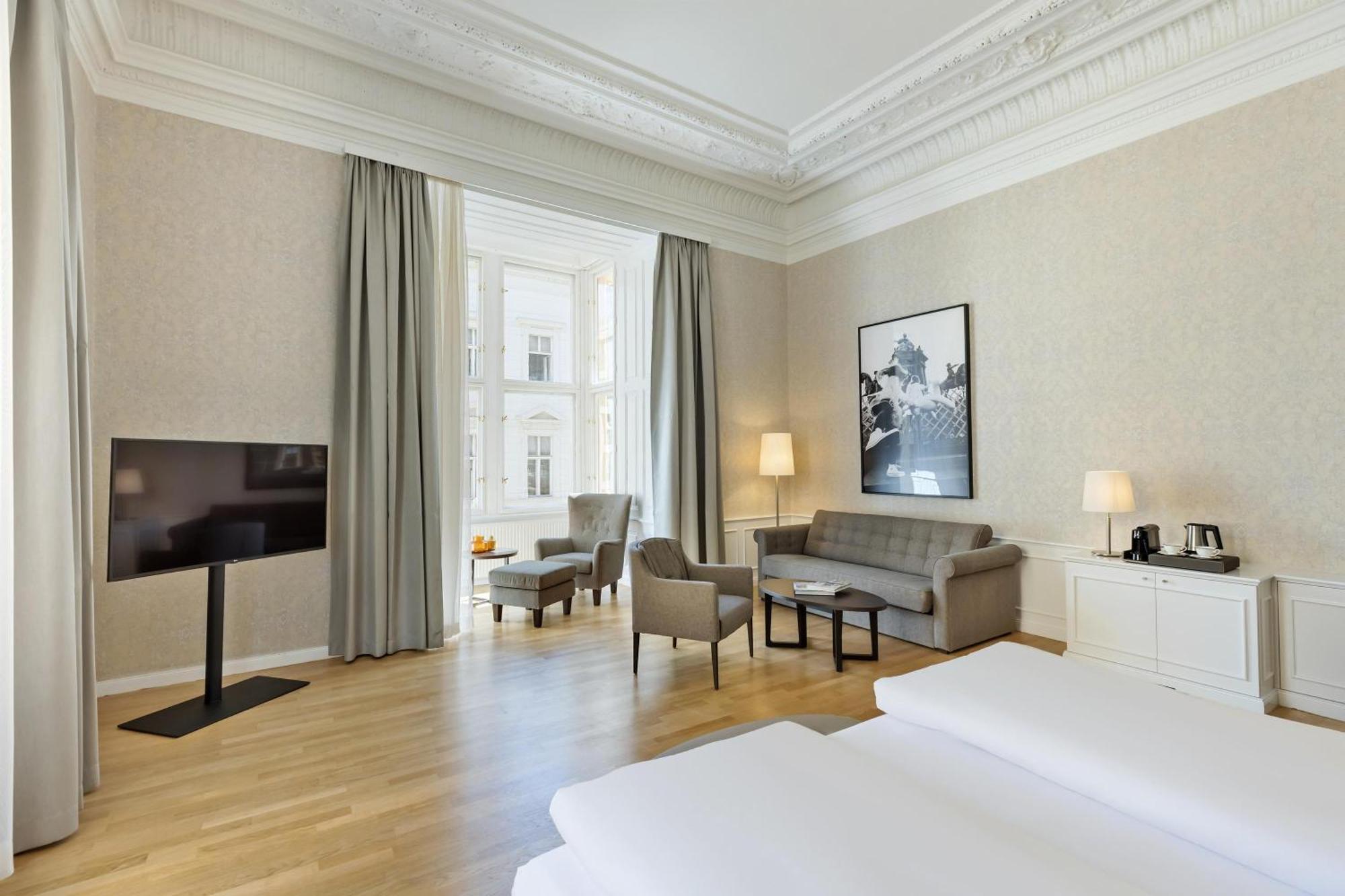 Hotel Rathauspark Wien, A Member Of Radisson Individuals Exterior photo