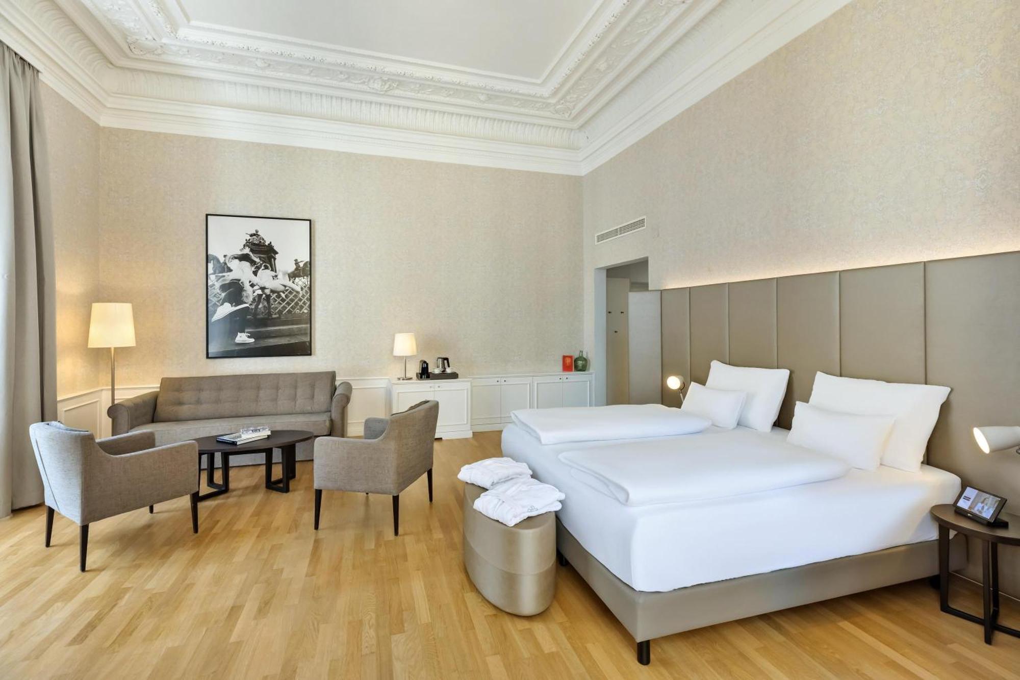 Hotel Rathauspark Wien, A Member Of Radisson Individuals Exterior photo