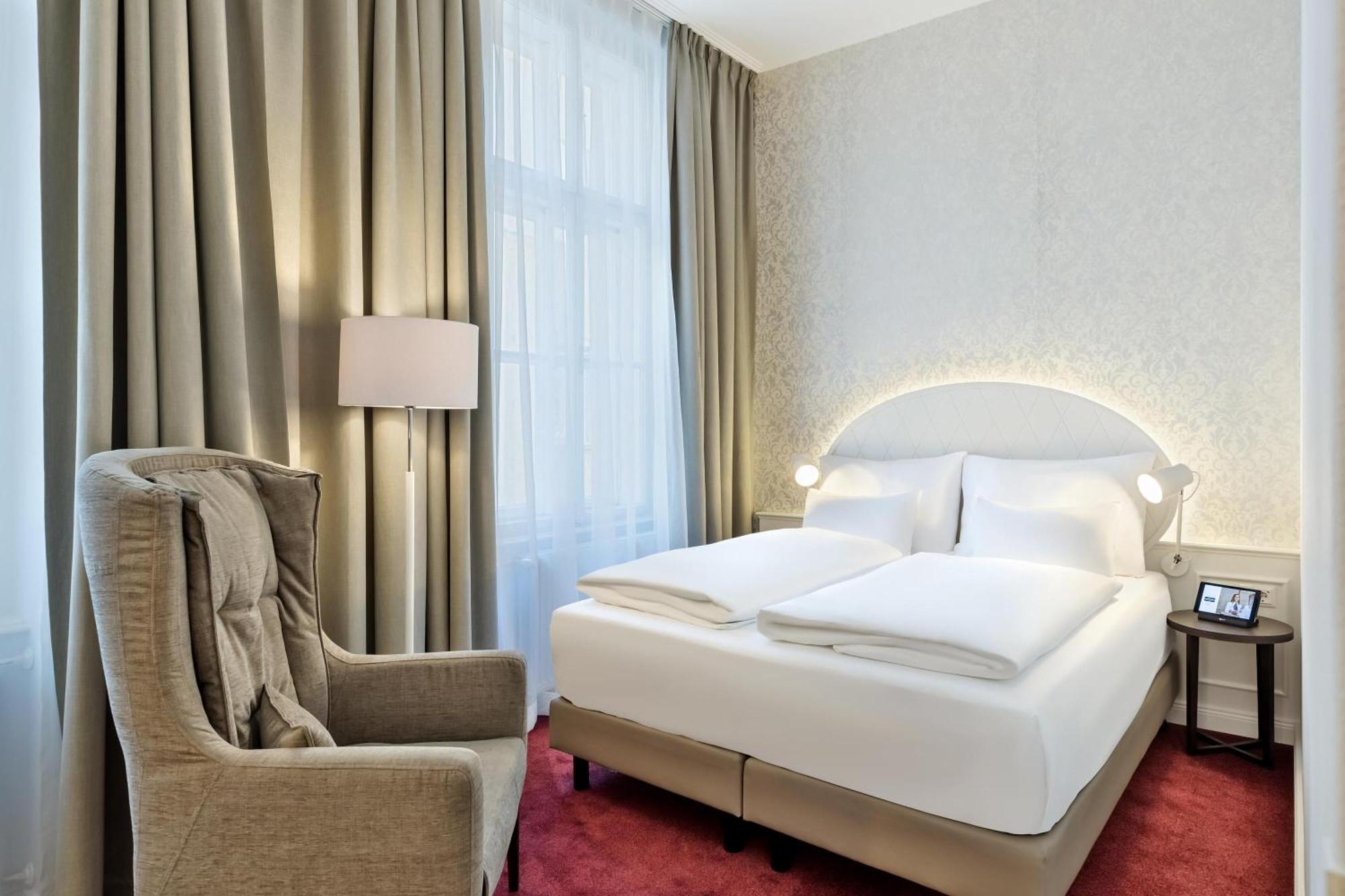 Hotel Rathauspark Wien, A Member Of Radisson Individuals Exterior photo